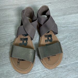 Sorrel Ella Sandals size 7 Ash Brown/ Metallic